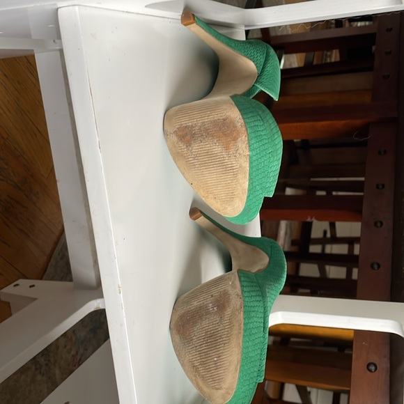 Steve Madden Women’s Size 8 Amplifyd Platform Heel Shoes Green - Picture 5 of 6